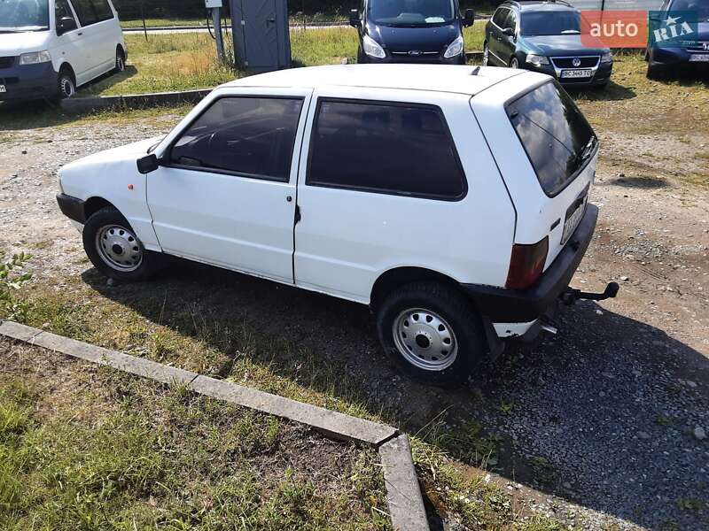 Хэтчбек Fiat Uno 1991 в Львове