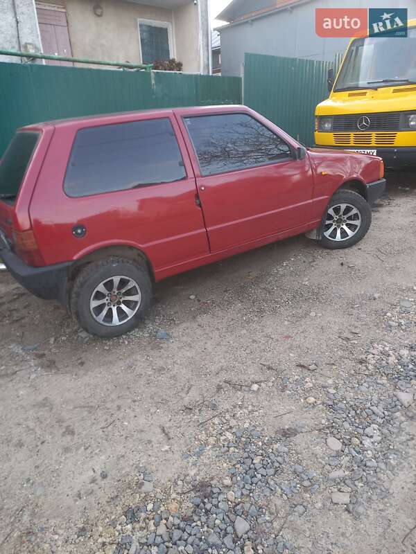 Хэтчбек Fiat Uno 1987 в Дрогобыче фото 3 Хэтчбек Fiat Uno 1987 в Дрогобыче