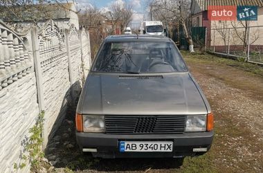 Хэтчбек Fiat Uno 1988 в Виннице