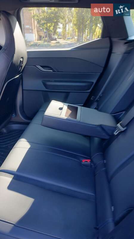 Внедорожник / Кроссовер Fisker Ocean 2023 в Николаеве