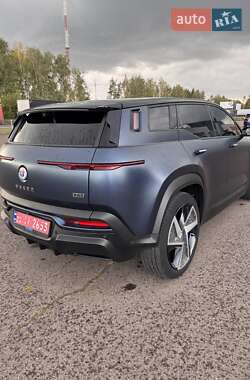 Позашляховик / Кросовер Fisker Ocean 2023 в 