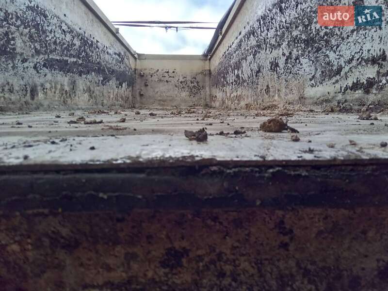 Самоскид напівпричіп Fliegl DHKA 2015 в Луцьку