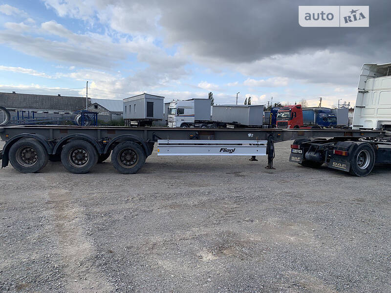 Контейнеровоз полуприцеп Fliegl DSK 2007 в Одессе