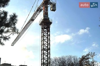 Башенный кран FM Gru 2560MI 2001 в Днепре