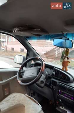 Минивэн Ford Aerostar 1992 в 