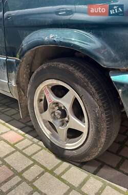 Минивэн Ford Aerostar 1993 в 