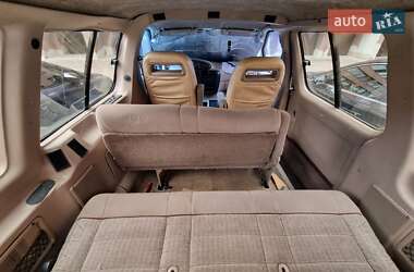 Минивэн Ford Aerostar 1993 в 