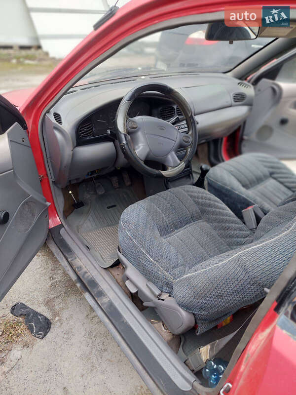 Хэтчбек Ford Aspire 1994 в Львове