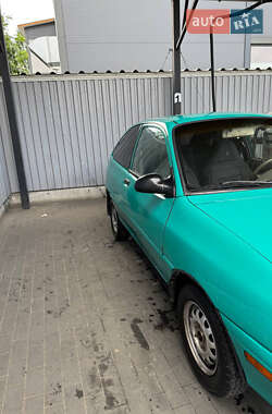 Хэтчбек Ford Aspire 1996 в 