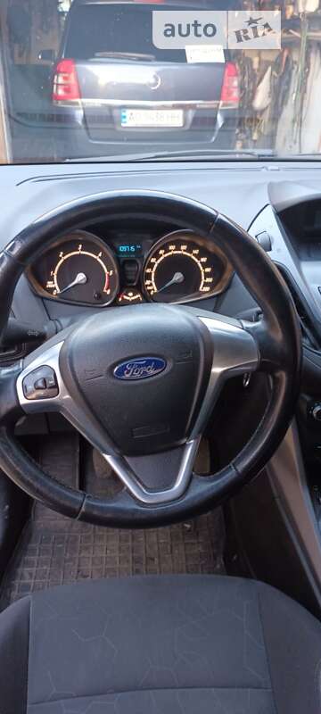 Мікровен Ford B-Max 2014 в Сваляві