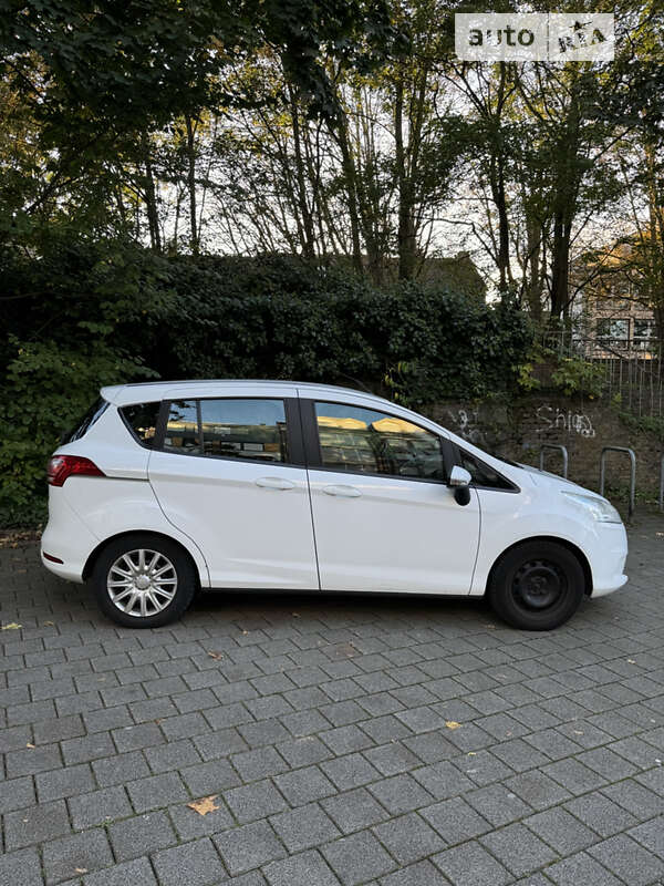 Микровэн Ford B-Max 2015 в Киеве
