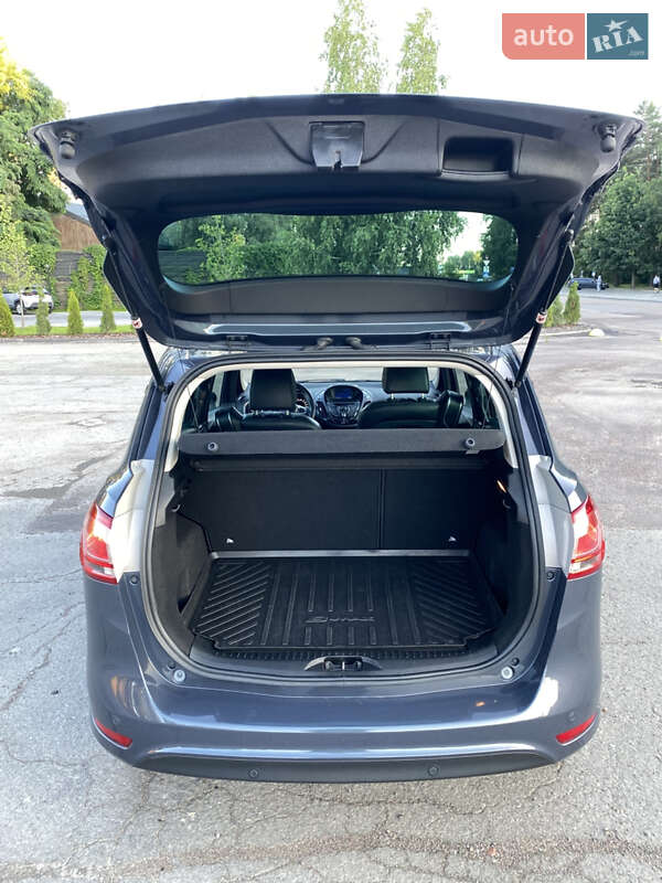 Микровэн Ford B-Max 2014 в Киеве