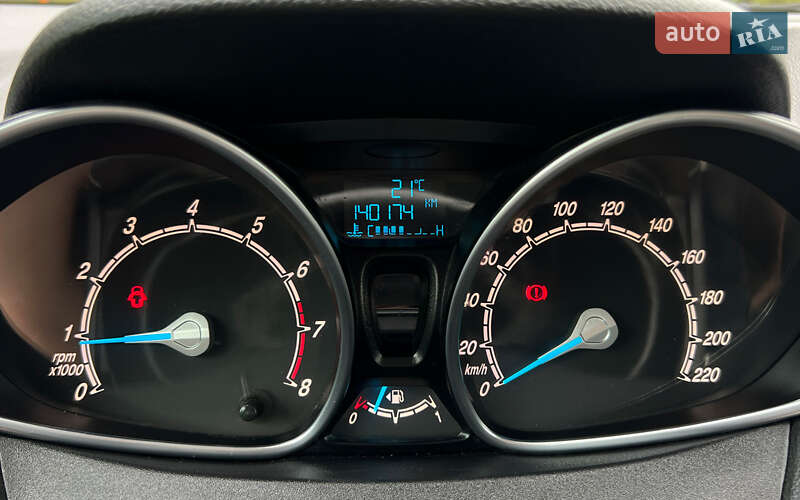 Микровэн Ford B-Max 2013 в Львове