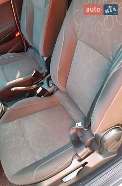 Мікровен Ford B-Max 2013 в 