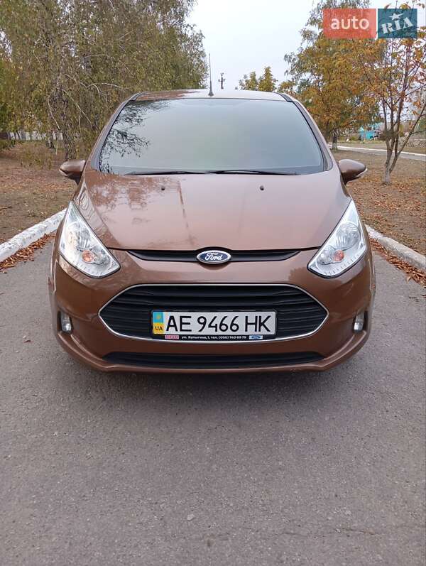 Микровэн Ford B-Max 2013 в Вольногорске