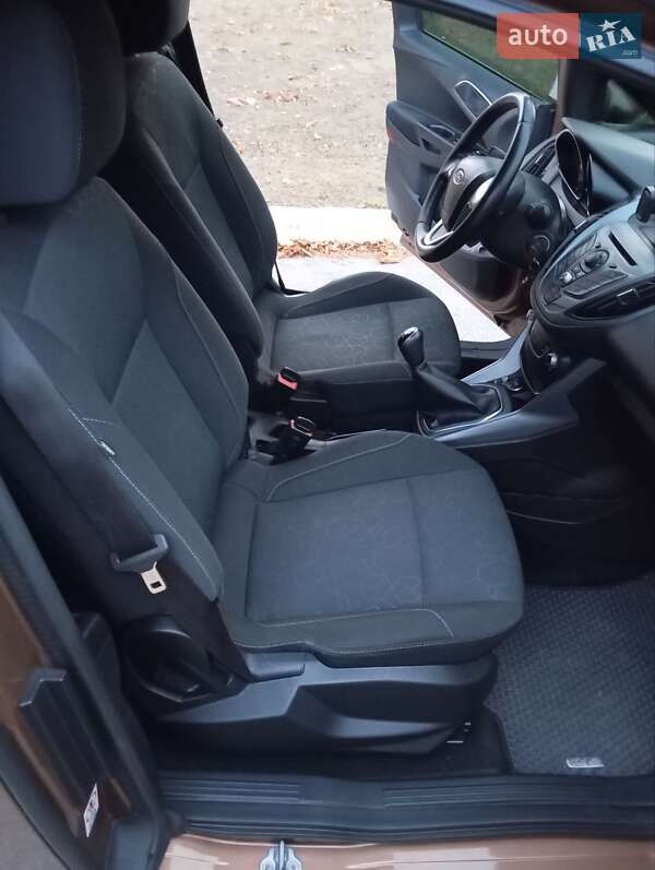 Микровэн Ford B-Max 2013 в Вольногорске