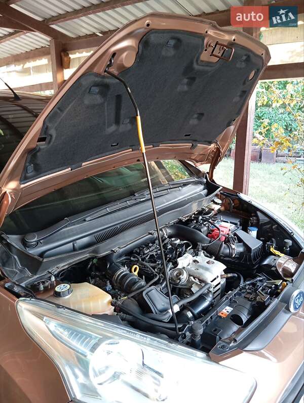 Микровэн Ford B-Max 2013 в Вольногорске