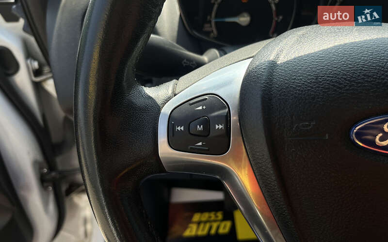 Мікровен Ford B-Max 2015 в Мукачевому