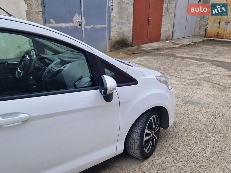 Микровэн Ford B-Max 2014 в Виннице