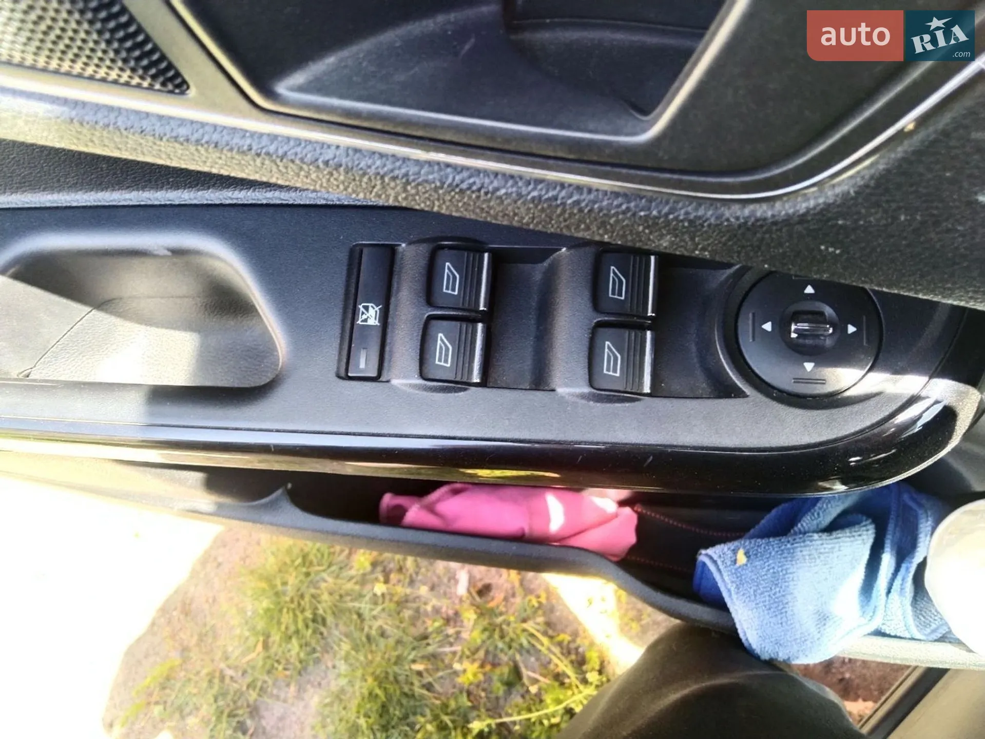 2013 Ford B-MAX - мініатюра 16