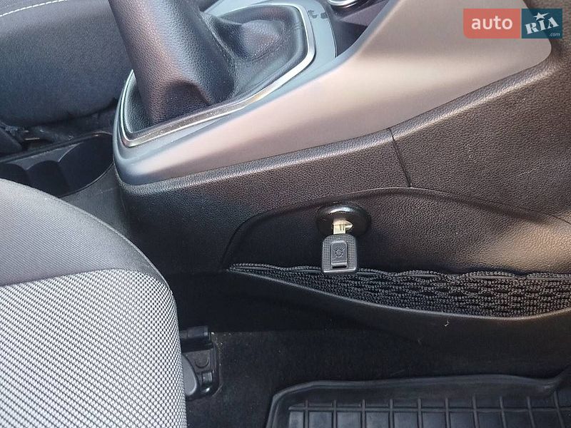 Микровэн Ford B-Max 2014 в Ужгороде