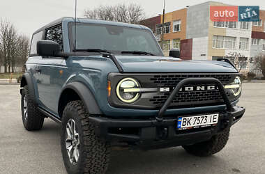 Позашляховик / Кросовер Ford Bronco 2022 в 