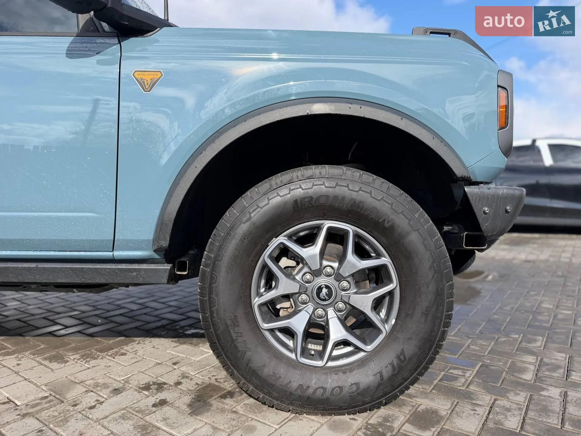 2021 Ford Bronco - мініатюра 11