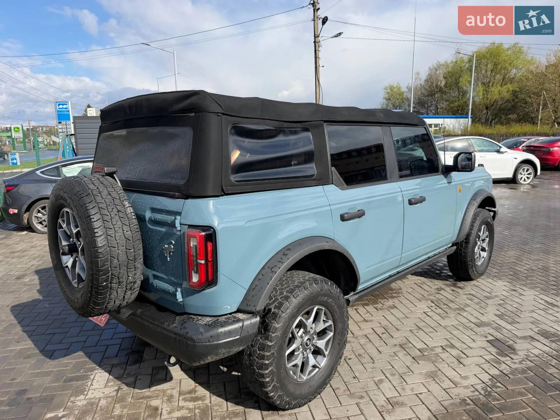 2021 Ford Bronco - мініатюра 14