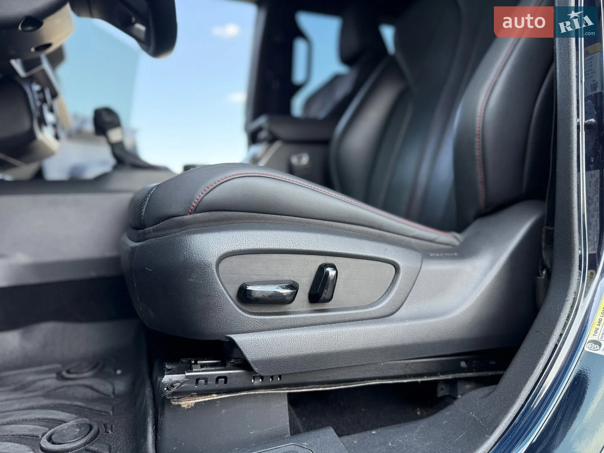 2021 Ford Bronco - мініатюра 25