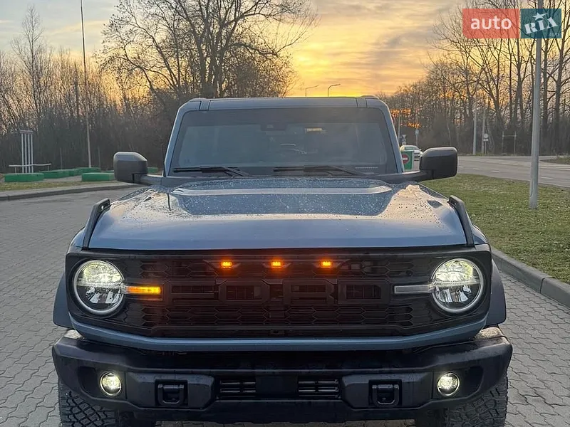 Ford Bronco 2024
