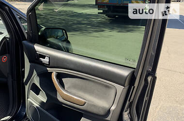 Минивэн Ford C-Max 2008 в 