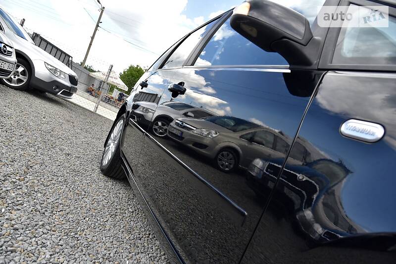 Мінівен Ford C-Max 2009 в Дрогобичі