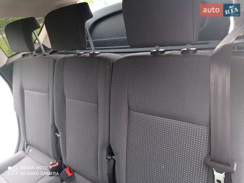Хэтчбек Ford C-Max 2013 в Дрогобыче