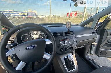 Хэтчбек Ford C-Max 2010 в 