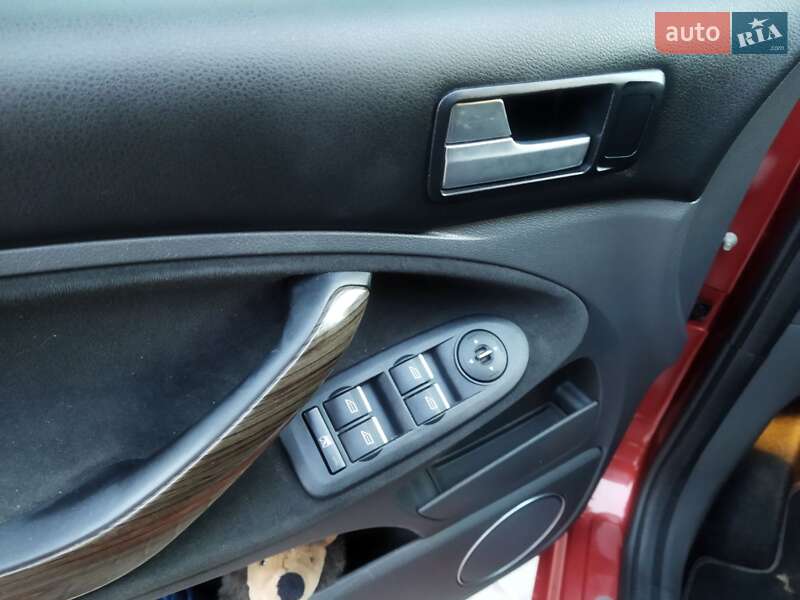 Мікровен Ford C-Max 2009 в Самборі