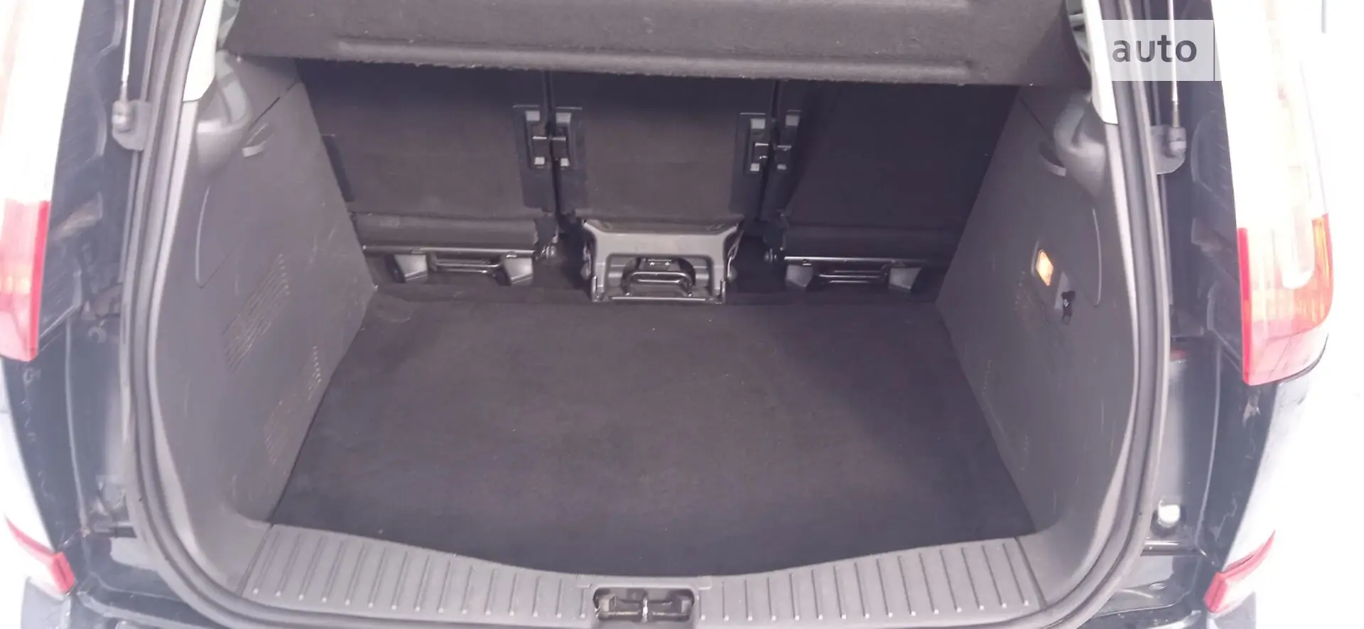2010 Ford C-MAX - мініатюра 12