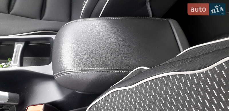 Микровэн Ford C-Max 2017 в Николаеве