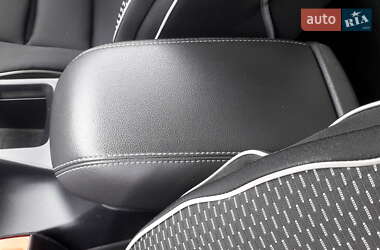 Микровэн Ford C-Max 2017 в 