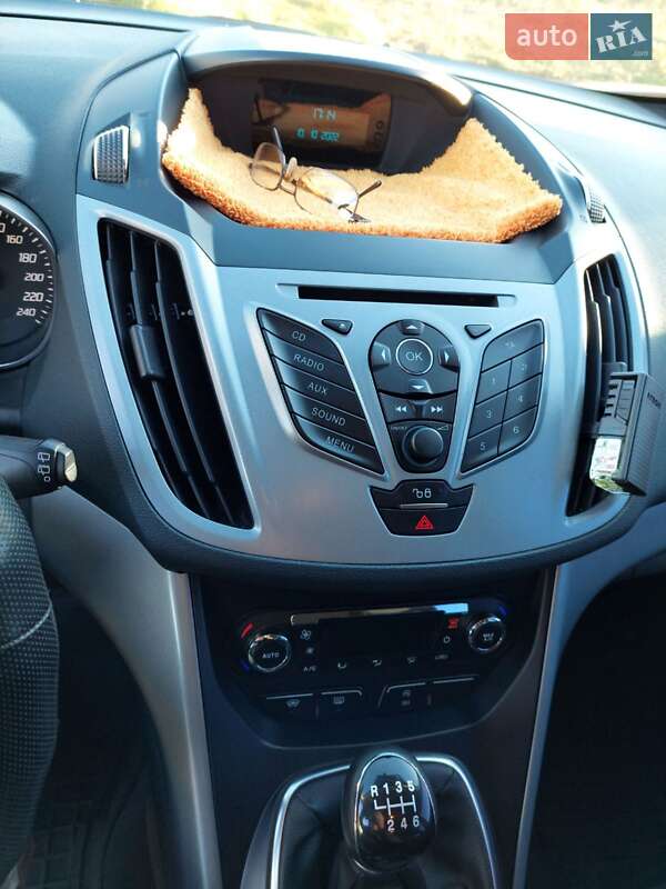 Микровэн Ford C-Max 2014 в Новгород-Северском фото 12 Микровэн Ford C-Max 2014 в Новгород-Северском