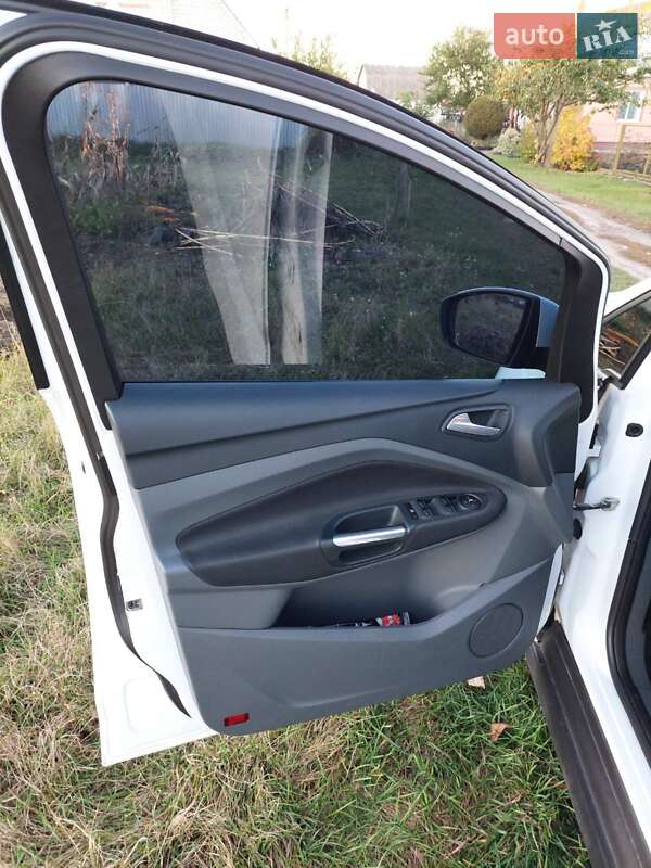 Микровэн Ford C-Max 2014 в Новгород-Северском фото 28 Микровэн Ford C-Max 2014 в Новгород-Северском