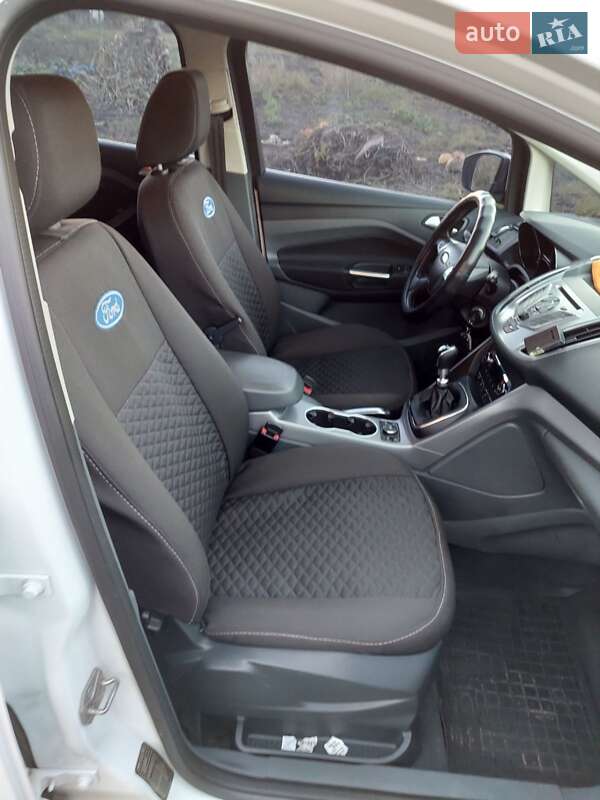 Микровэн Ford C-Max 2014 в Новгород-Северском фото 37 Микровэн Ford C-Max 2014 в Новгород-Северском