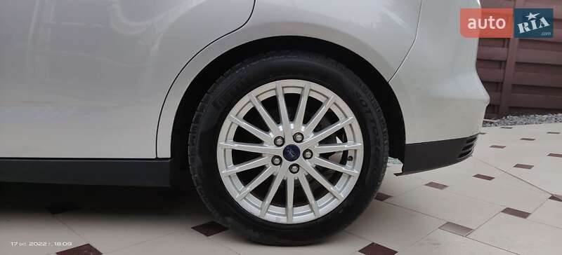 Мікровен Ford C-Max 2014 в Ірпені