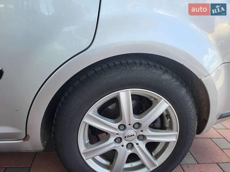 Мінівен Ford C-Max 2008 в Коростені