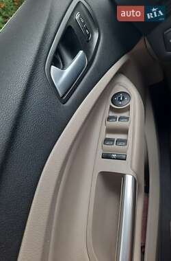 Минивэн Ford C-Max 2016 в 