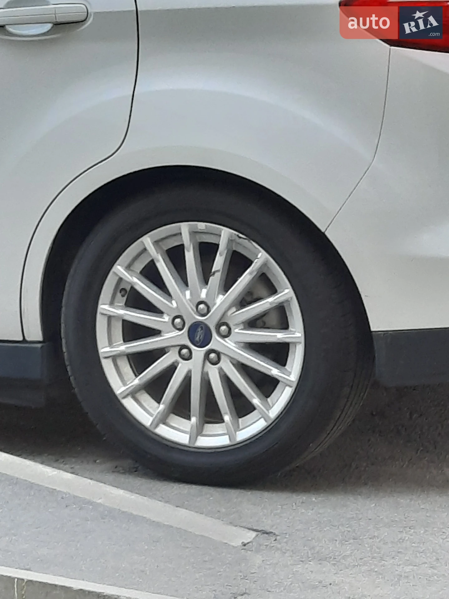 2016 Ford C-MAX - мініатюра 34