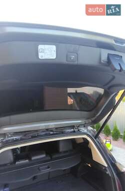 Минивэн Ford C-Max 2016 в 