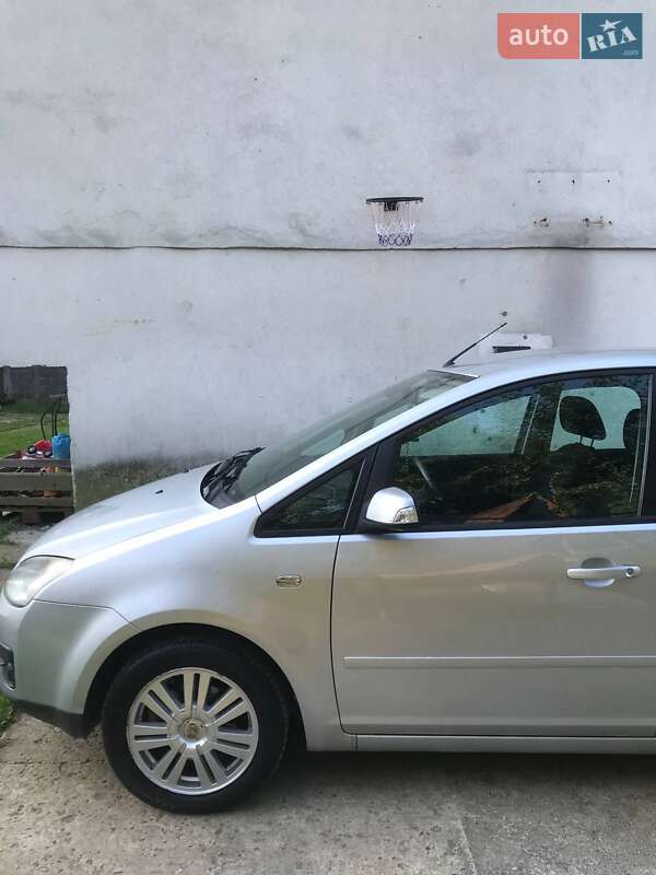 Минивэн Ford C-Max 2003 в Сваляве