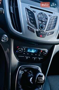 Минивэн Ford C-Max 2012 в Александрие