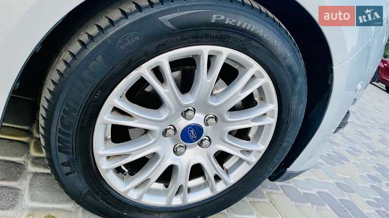 Мінівен Ford C-Max 2012 в Олександрії