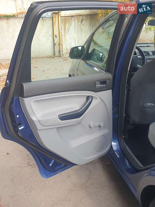 Минивэн Ford C-Max 2010 в Запорожье